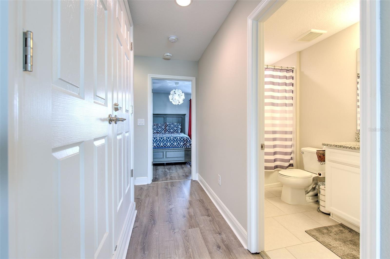 7401 PARADISO DR, APOLLO BEACH, FL, 33572