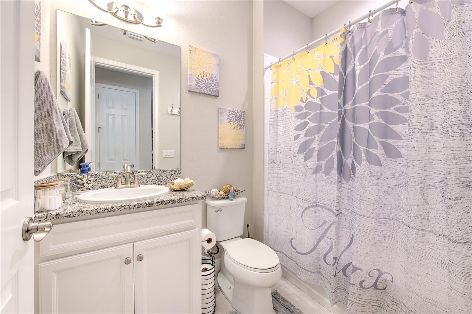 7401 PARADISO DR, APOLLO BEACH, FL, 33572