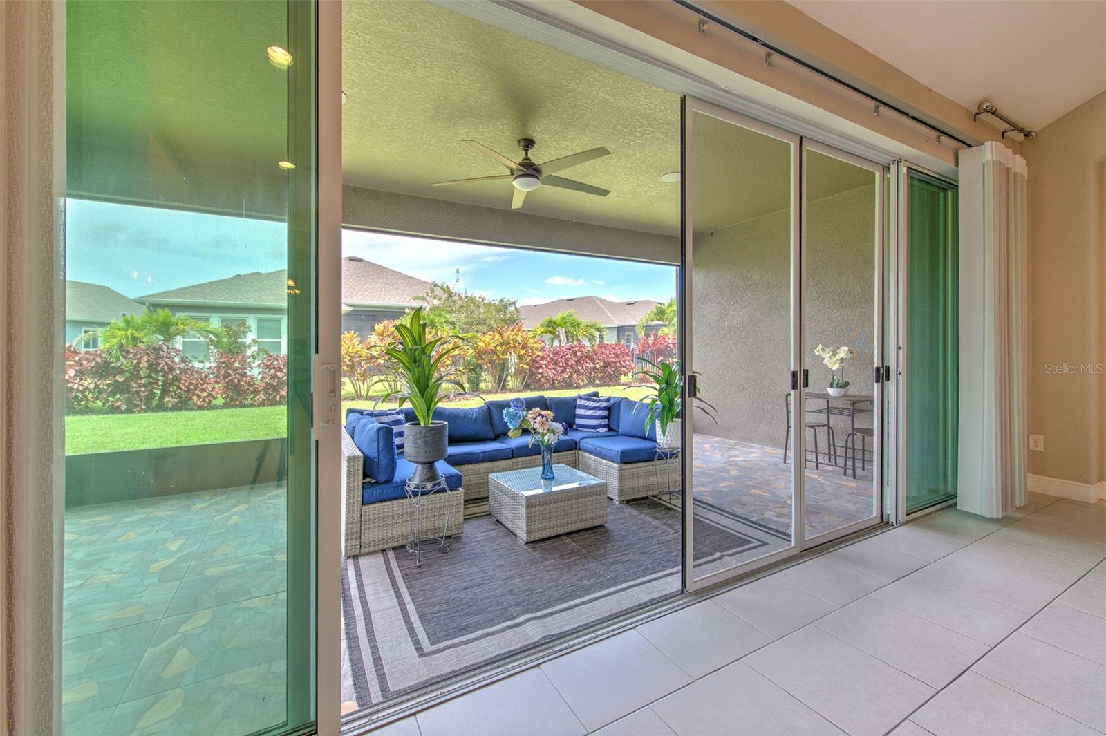 7401 PARADISO DR, APOLLO BEACH, FL, 33572