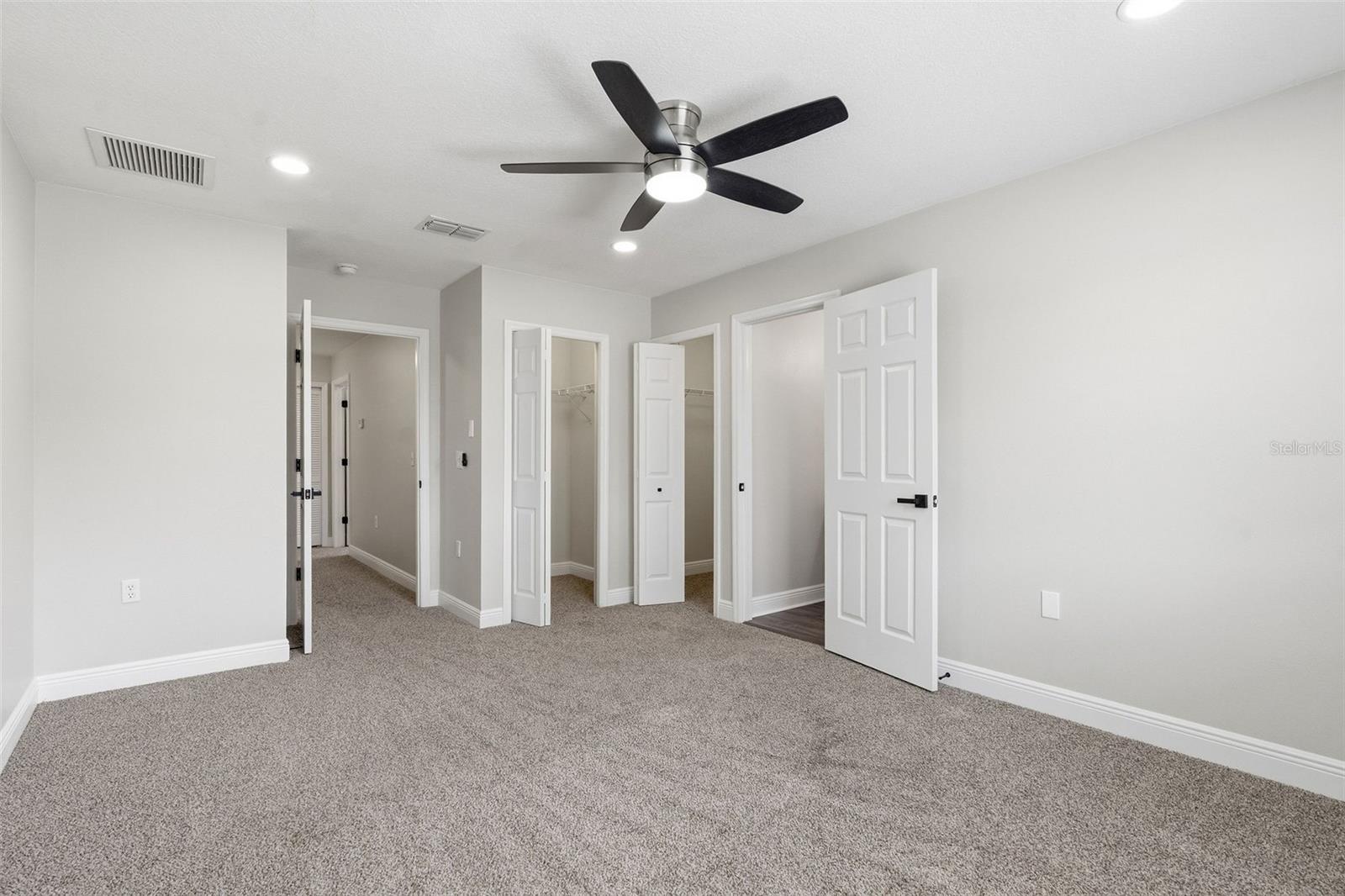 20484 NEEDLETREE DR, TAMPA, FL, 33647