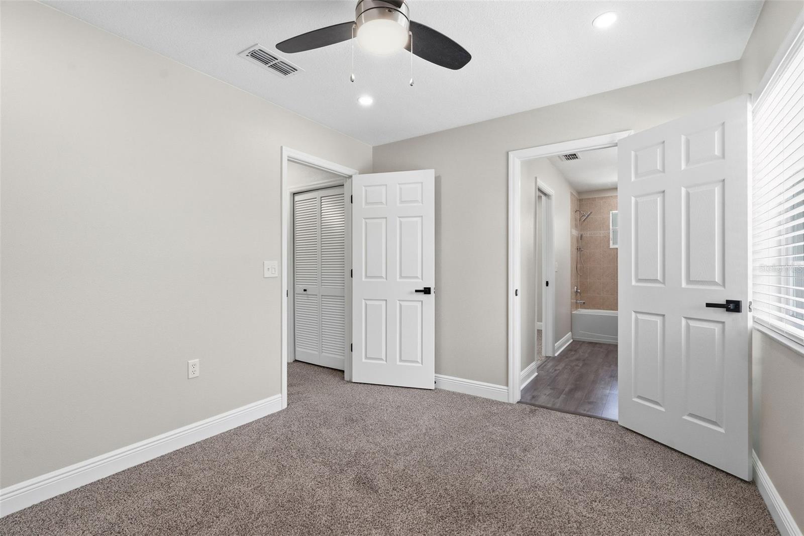 20484 NEEDLETREE DR, TAMPA, FL, 33647