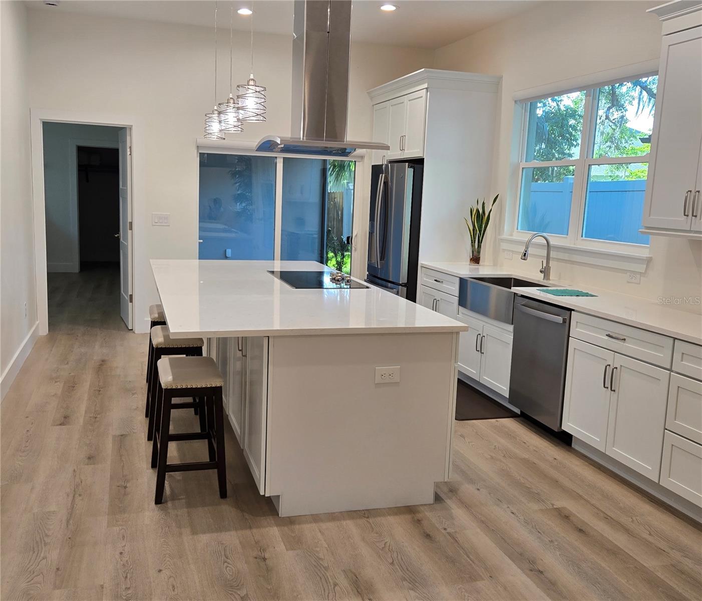 106 LAKE DR, OVIEDO, FL, 32765