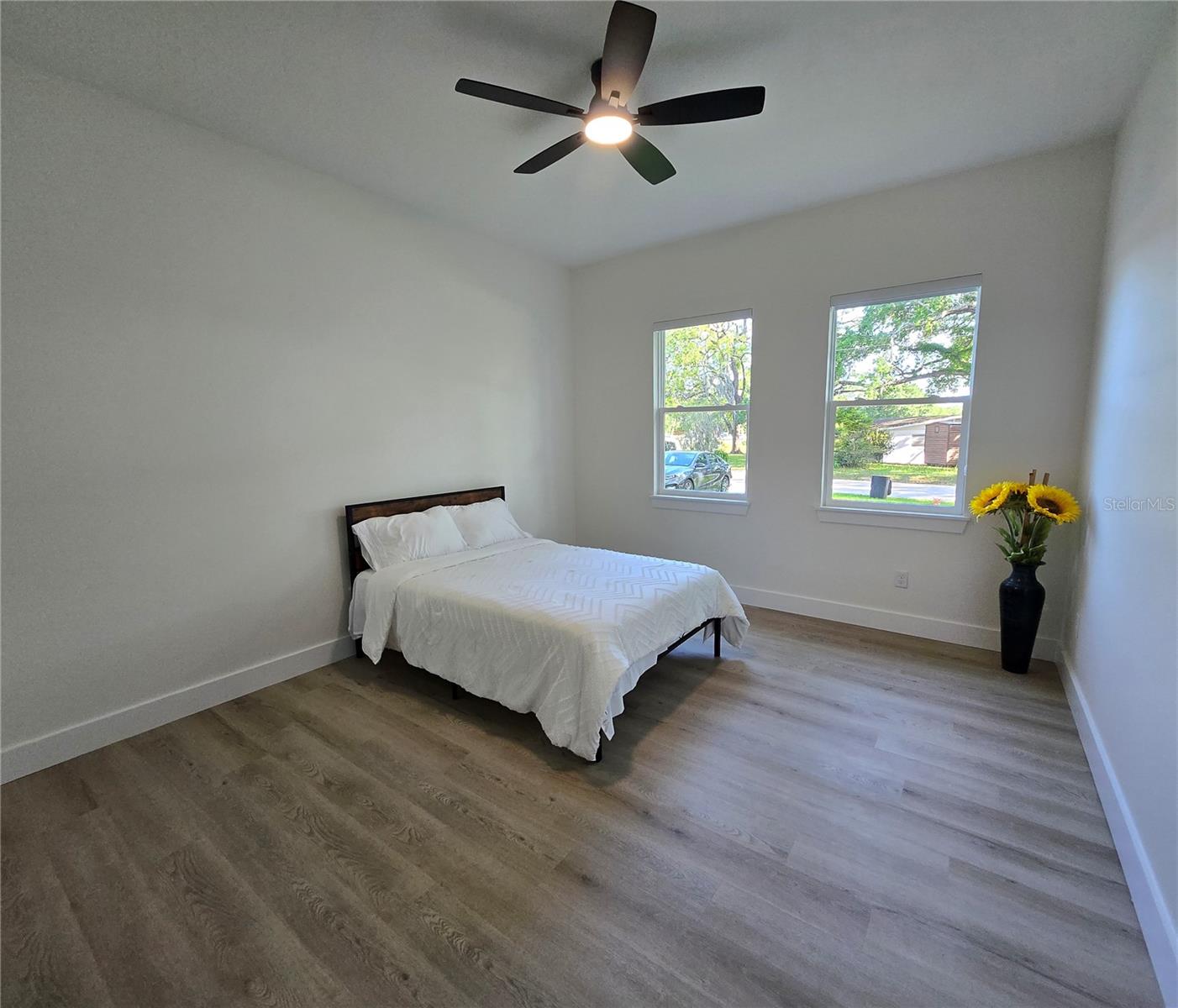 106 LAKE DR, OVIEDO, FL, 32765