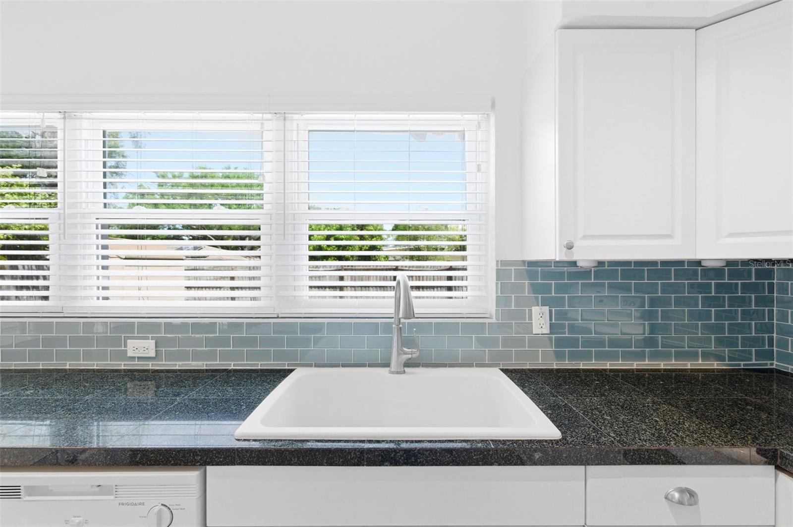 1600 SHERWOOD ST, CLEARWATER, FL, 33755