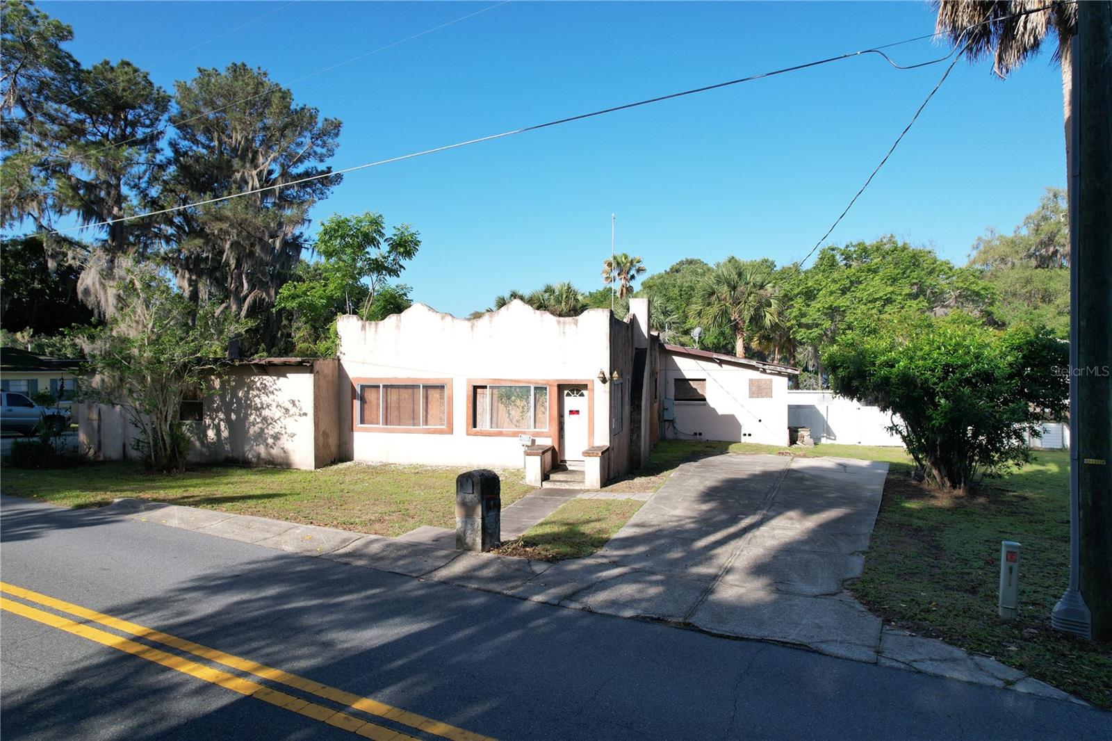 6405 SUNNYSIDE DR, LEESBURG, FL, 34748