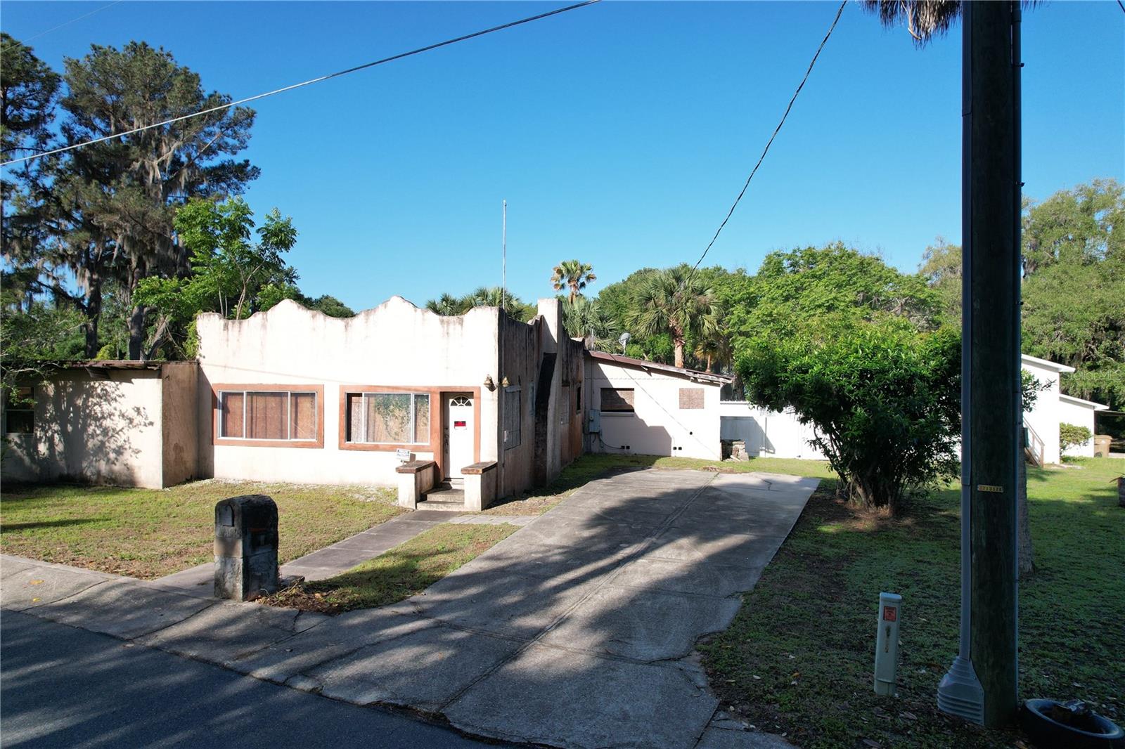 6405 SUNNYSIDE DR, LEESBURG, FL, 34748