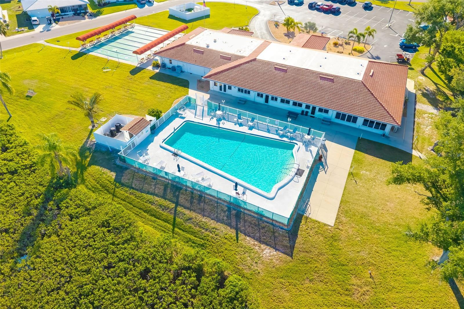 3910 JOYCE DR, BRADENTON, FL, 34208