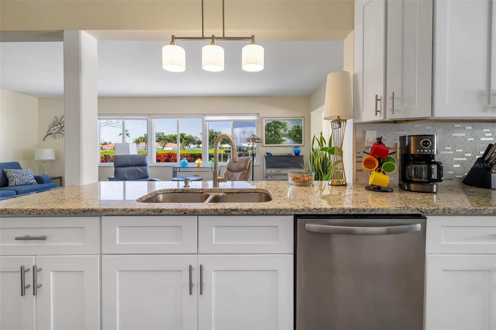 3910 JOYCE DR, BRADENTON, FL, 34208