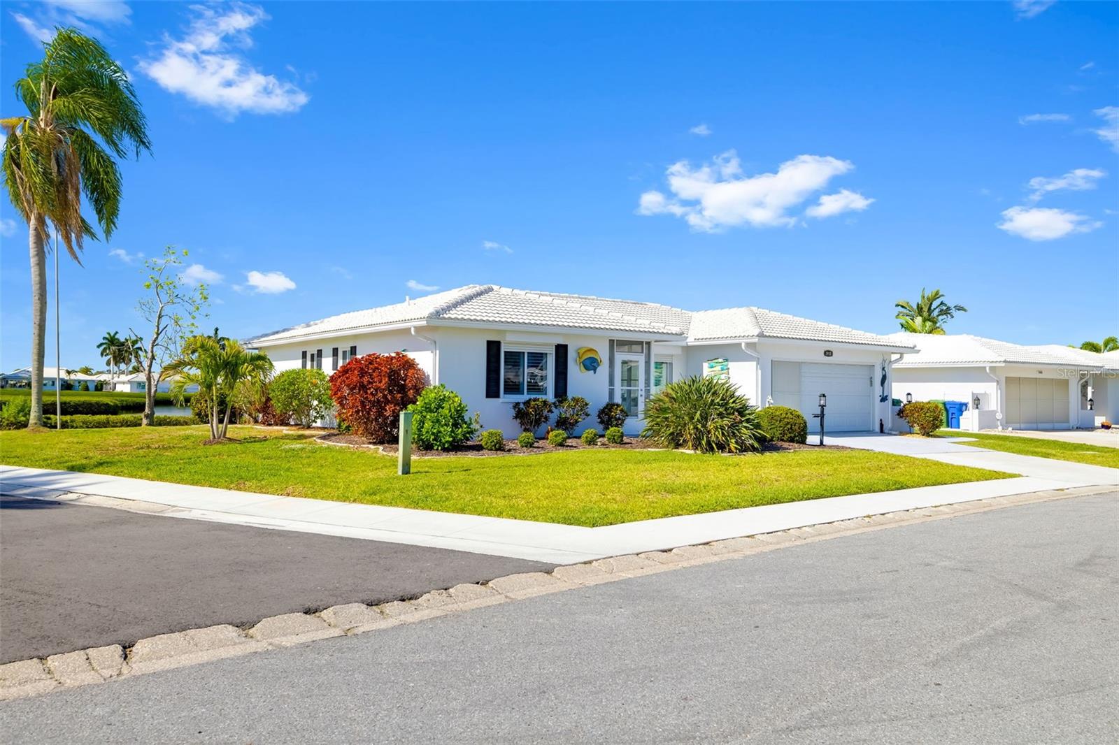 3910 JOYCE DR, BRADENTON, FL, 34208