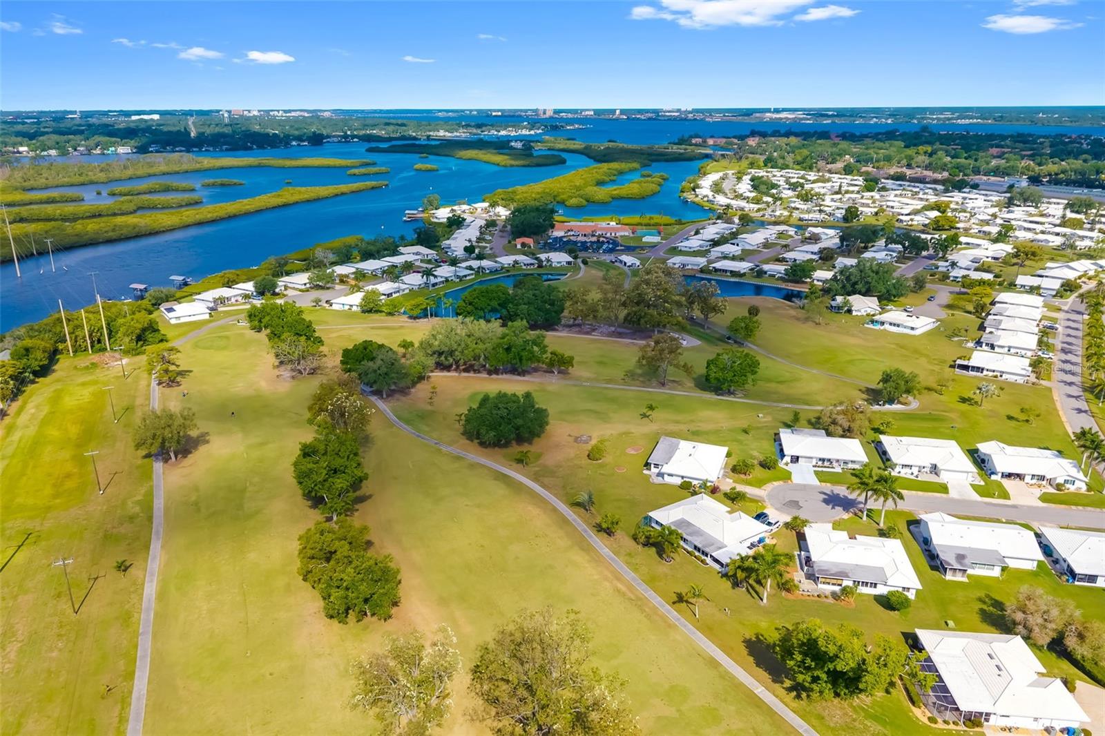 3910 JOYCE DR, BRADENTON, FL, 34208