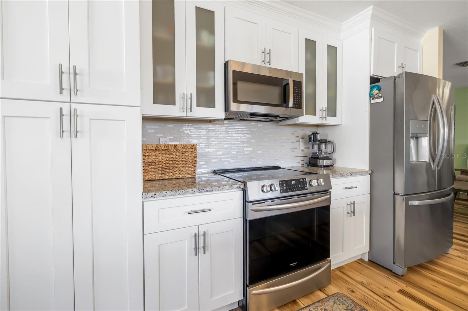 3910 JOYCE DR, BRADENTON, FL, 34208