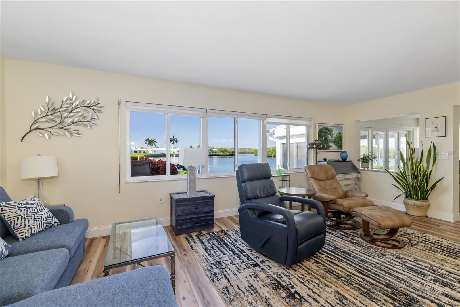 3910 JOYCE DR, BRADENTON, FL, 34208