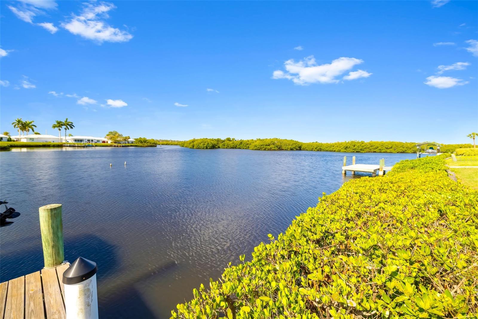 3910 JOYCE DR, BRADENTON, FL, 34208