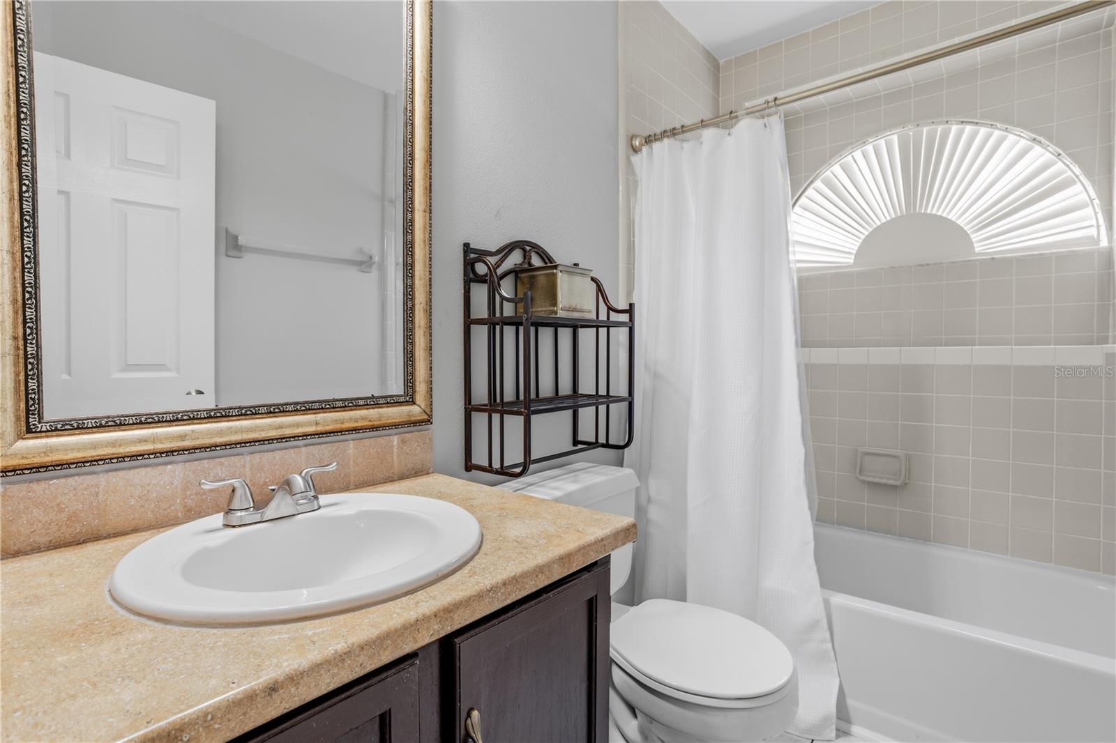 353 LAKEBREEZE CIR, LAKE MARY, FL, 32746