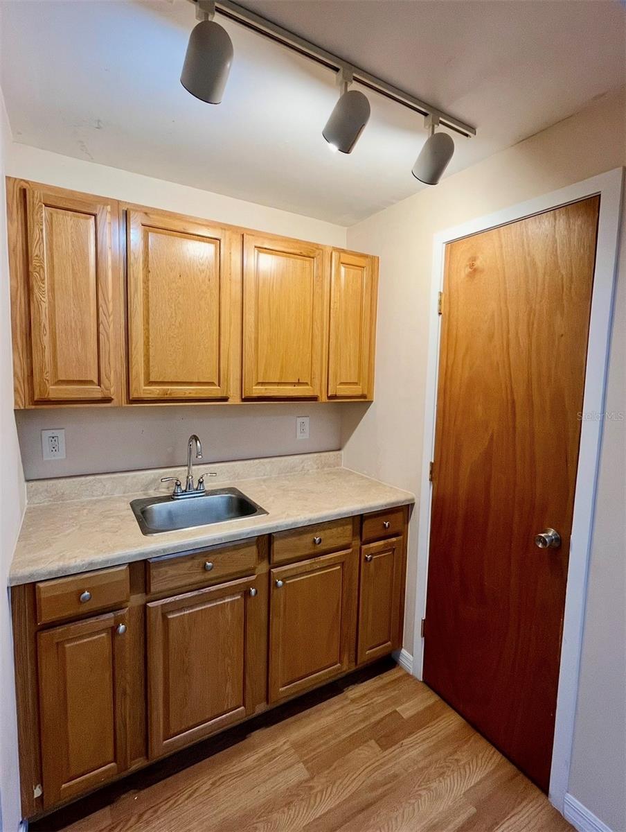 8751 COMMODITY CIR #4, ORLANDO, FL, 32819