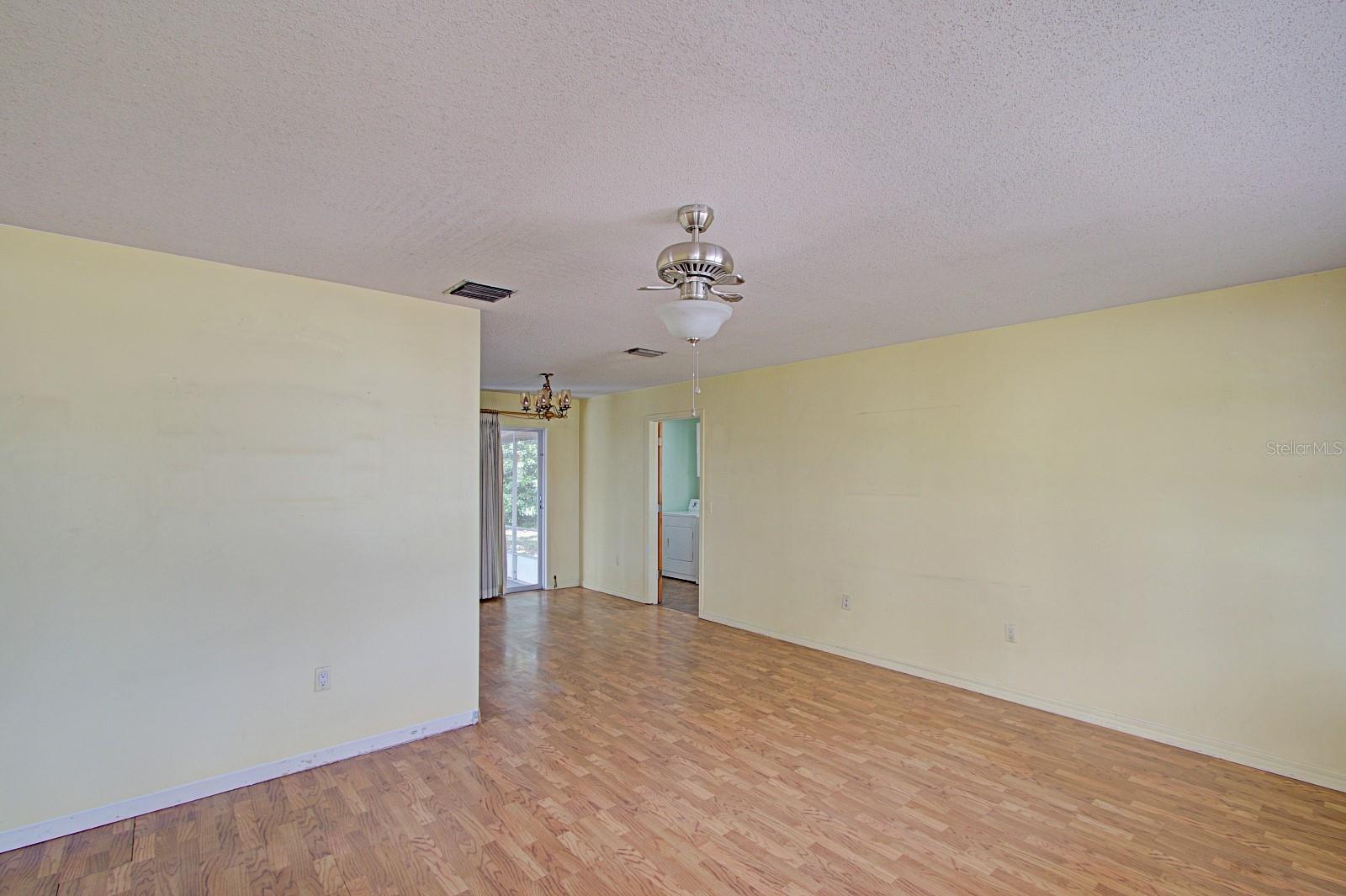 720 CRESTVIEW DR, ORANGE CITY, FL, 32763