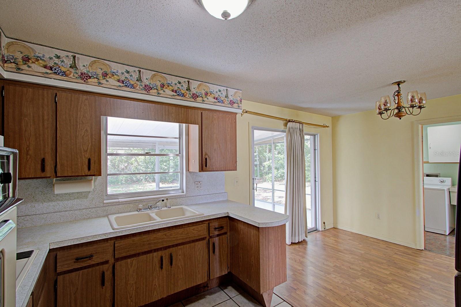 720 CRESTVIEW DR, ORANGE CITY, FL, 32763