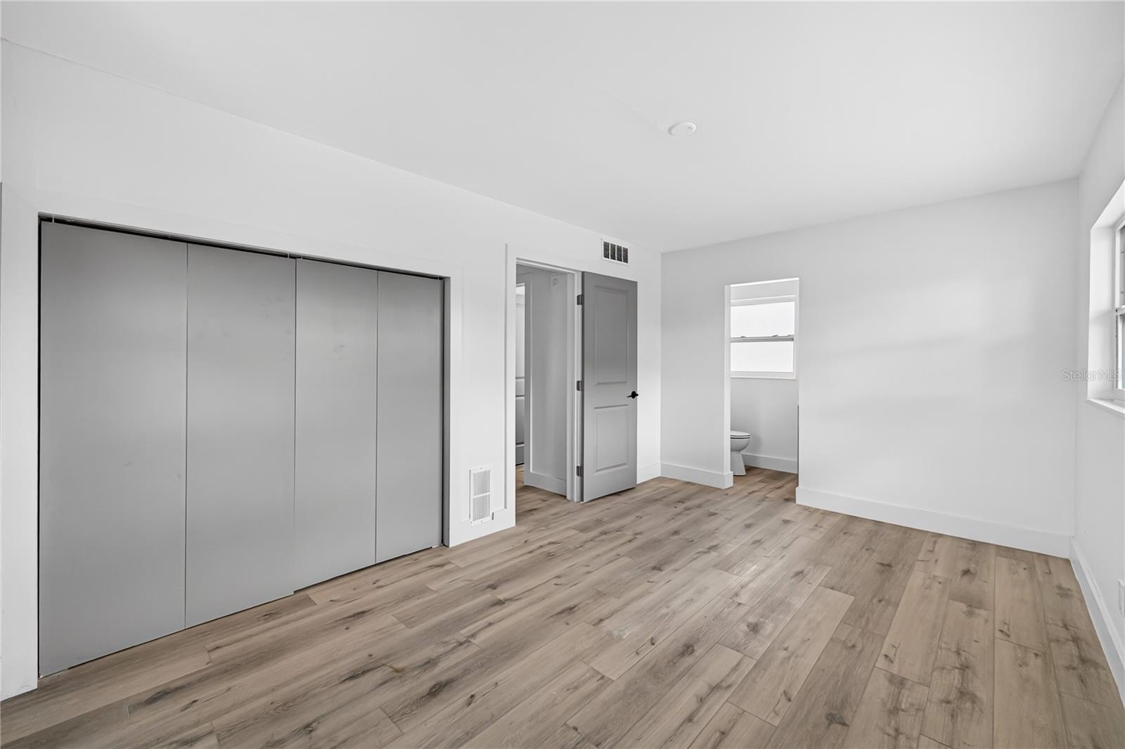 2141 INDIAN AVE S, BELLEAIR BLUFFS, FL, 33770