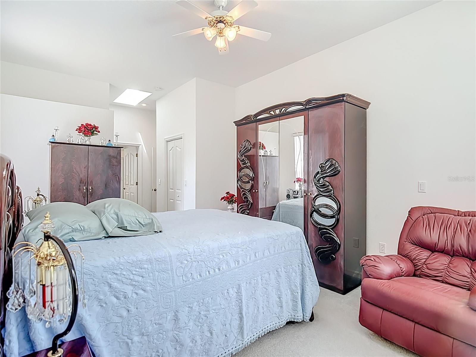 8110 NIGHTWALKER RD, WEEKI WACHEE, FL, 34613