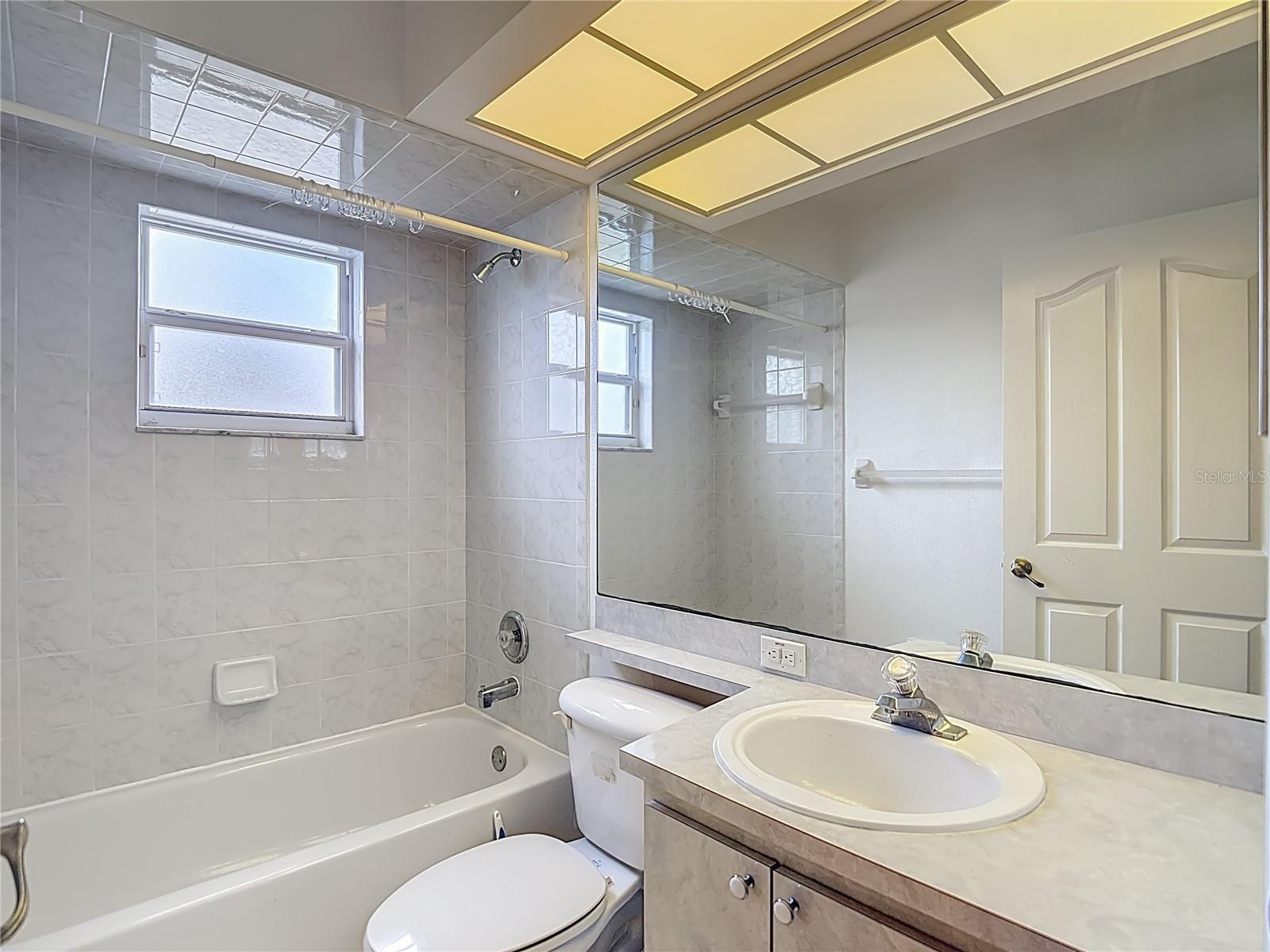 8110 NIGHTWALKER RD, WEEKI WACHEE, FL, 34613