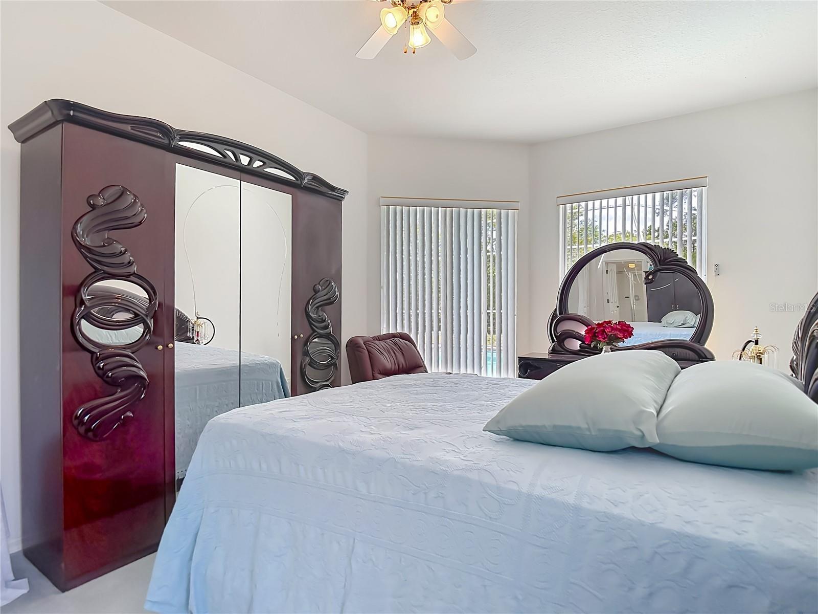 8110 NIGHTWALKER RD, WEEKI WACHEE, FL, 34613