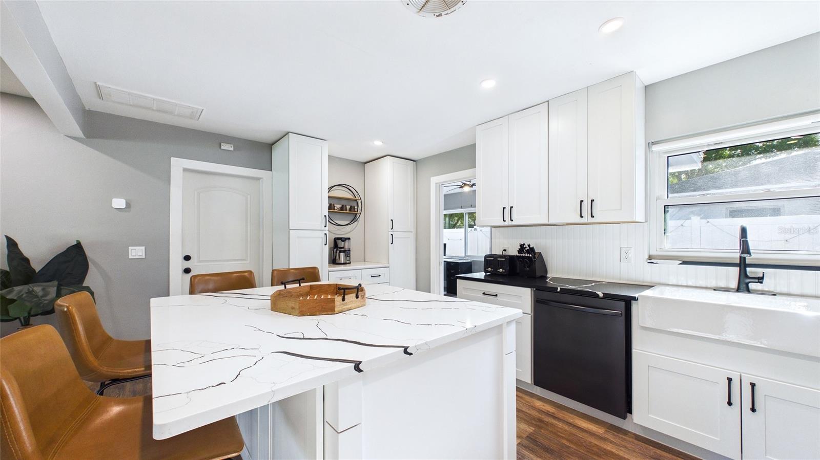 101 N MERCURY AVE, CLEARWATER, FL, 33765