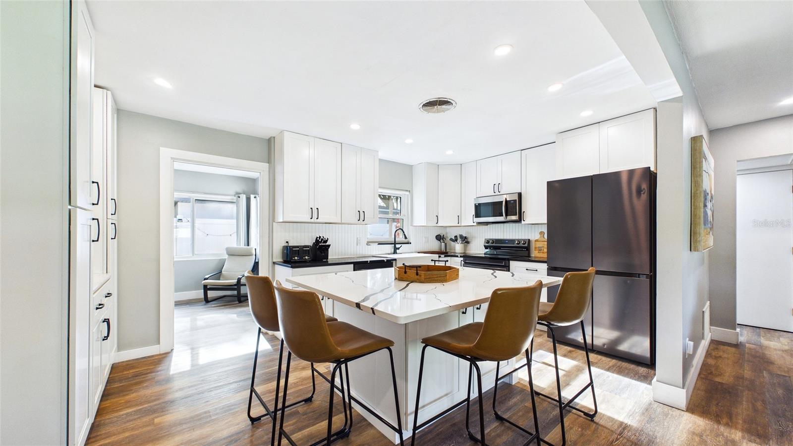 101 N MERCURY AVE, CLEARWATER, FL, 33765