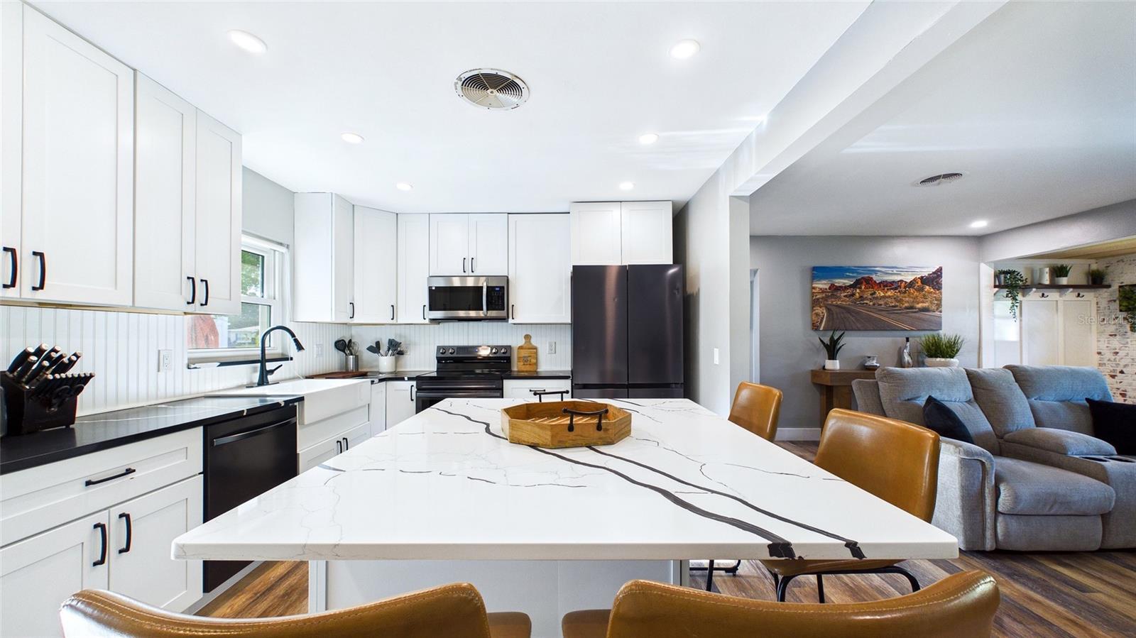 101 N MERCURY AVE, CLEARWATER, FL, 33765