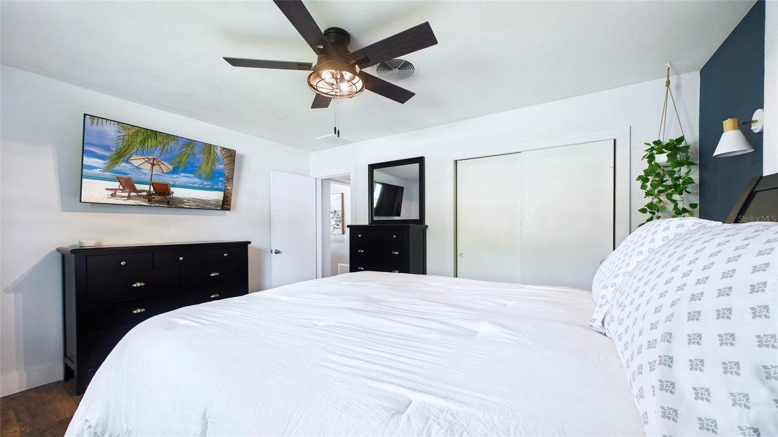 101 N MERCURY AVE, CLEARWATER, FL, 33765