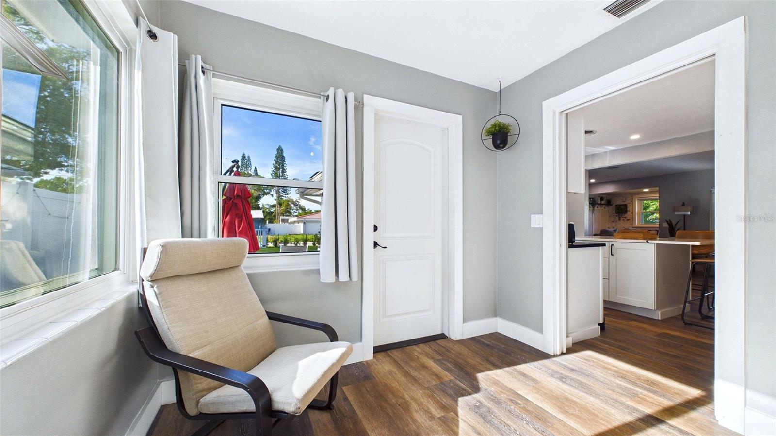 101 N MERCURY AVE, CLEARWATER, FL, 33765