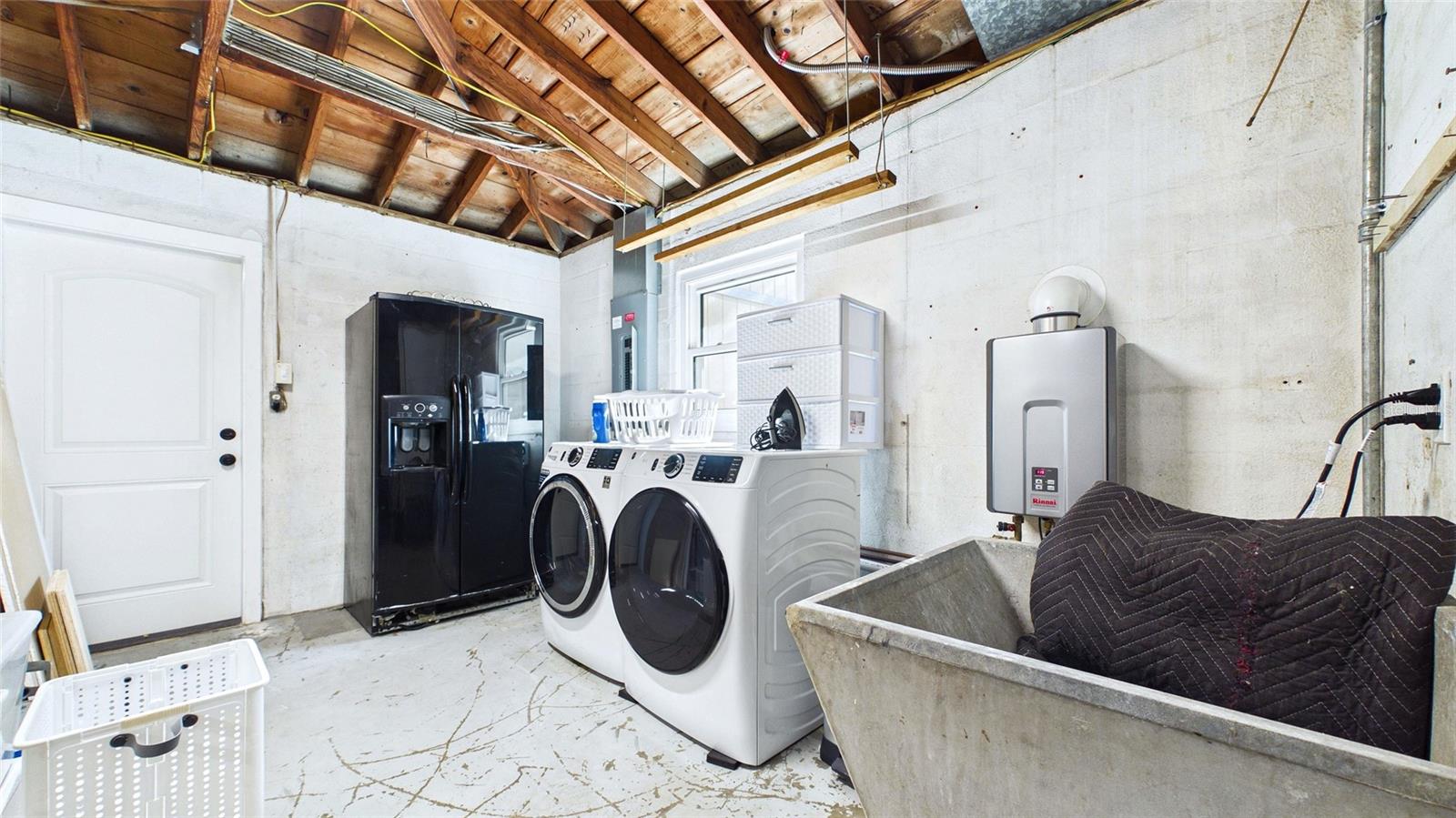 101 N MERCURY AVE, CLEARWATER, FL, 33765