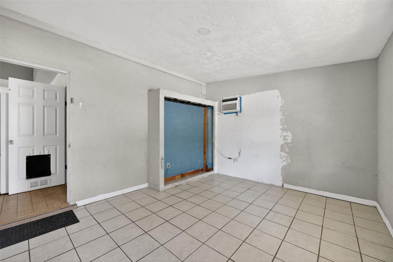 5828 22ND ST W, BRADENTON, FL, 34207