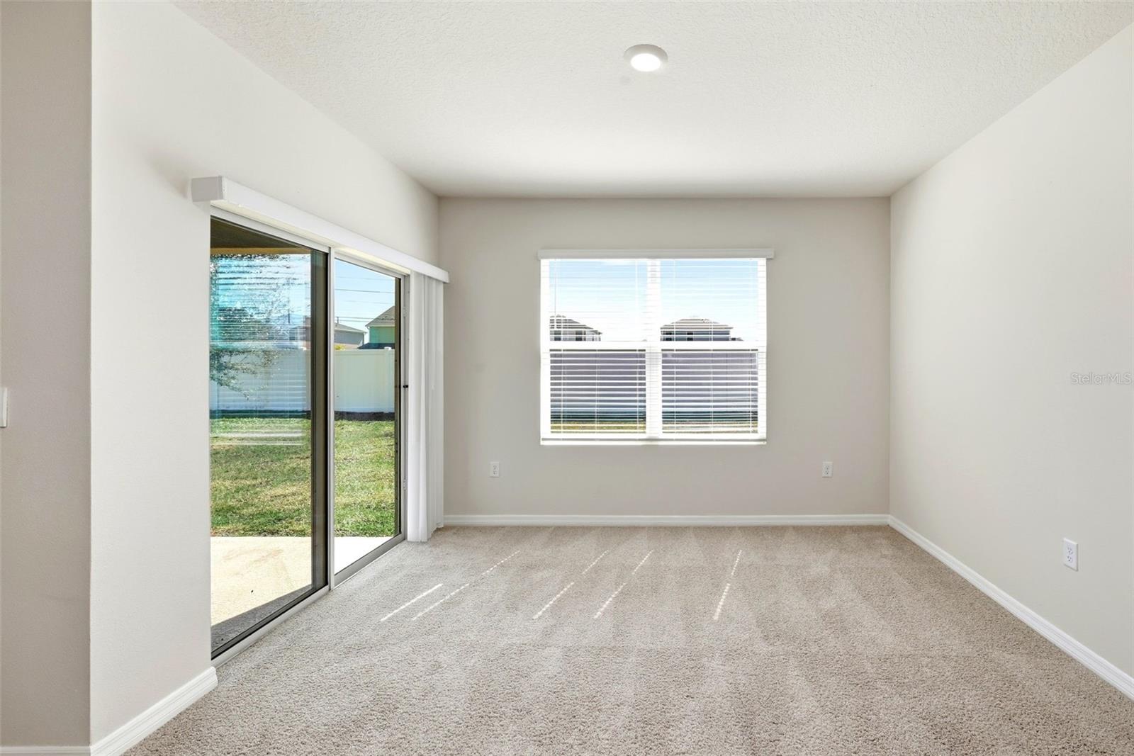 2725 DUMONT LN, TAVARES, FL, 32778