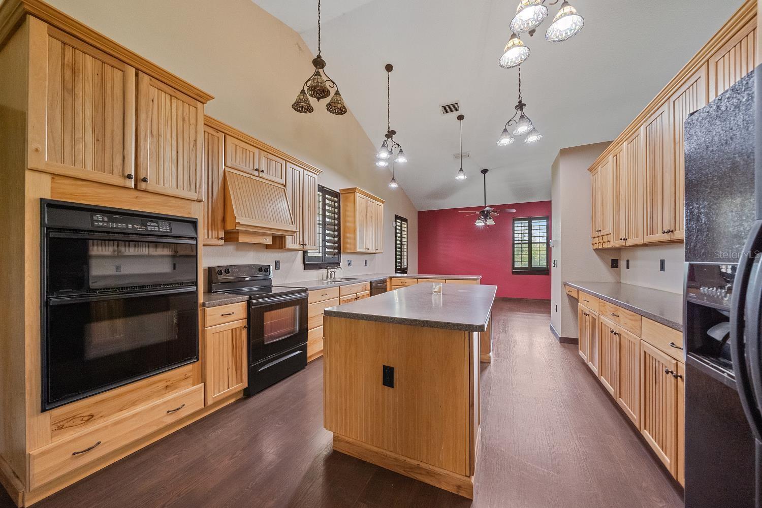 7706 257TH ST E, MYAKKA CITY, FL, 34251