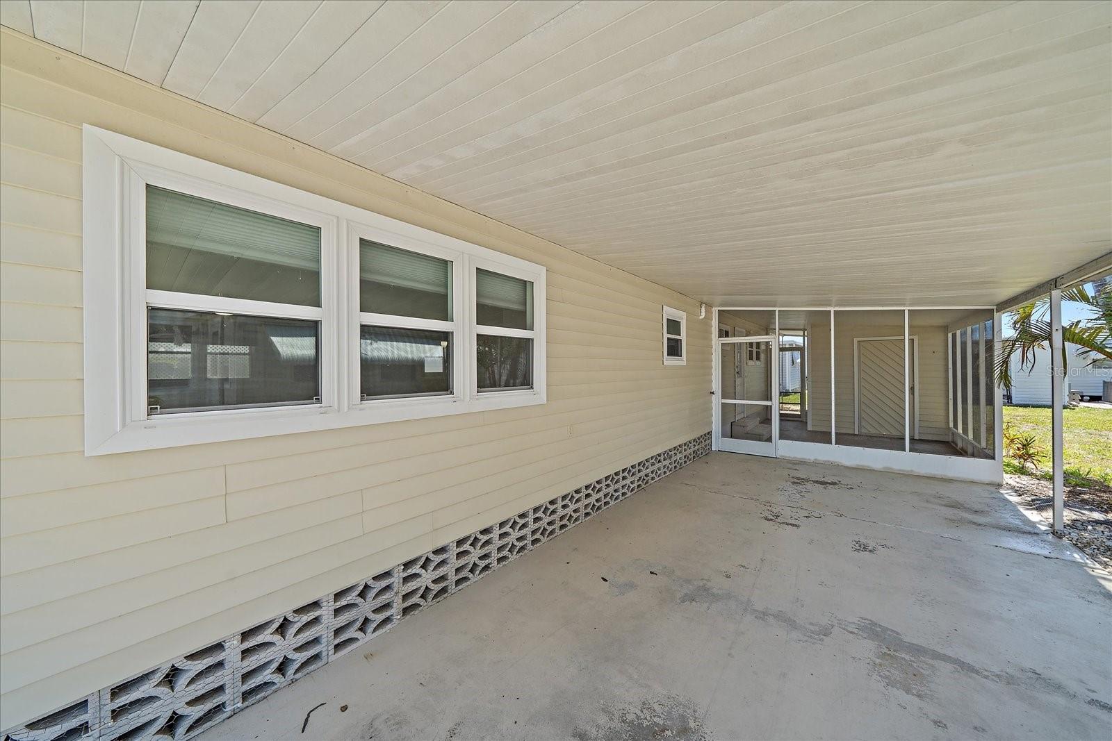 30 FLORES DR, PALMETTO, FL, 34221