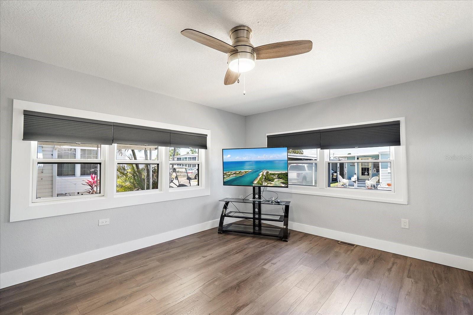 30 FLORES DR, PALMETTO, FL, 34221