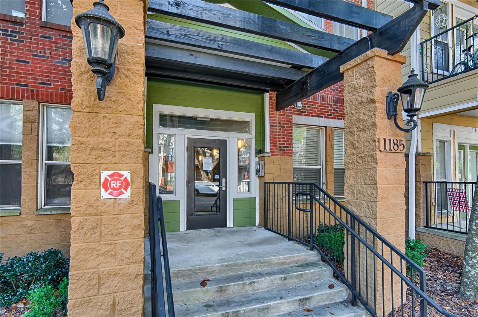 1185 SW 9TH RD #105, GAINESVILLE, FL, 32601