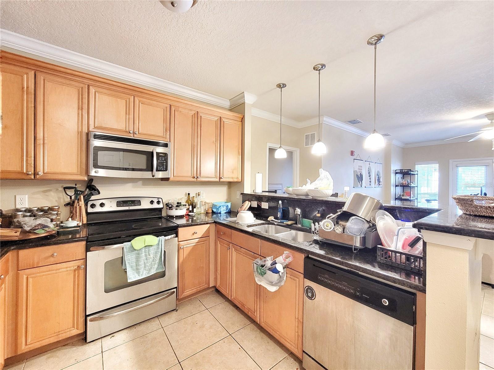 1185 SW 9TH RD #105, GAINESVILLE, FL, 32601