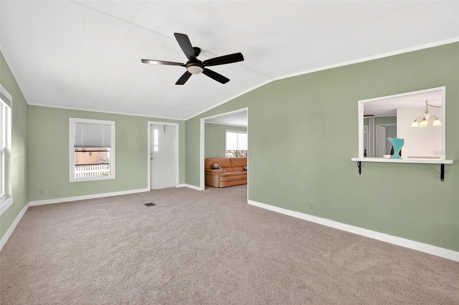 516 JASON DR, LADY LAKE, FL, 32159