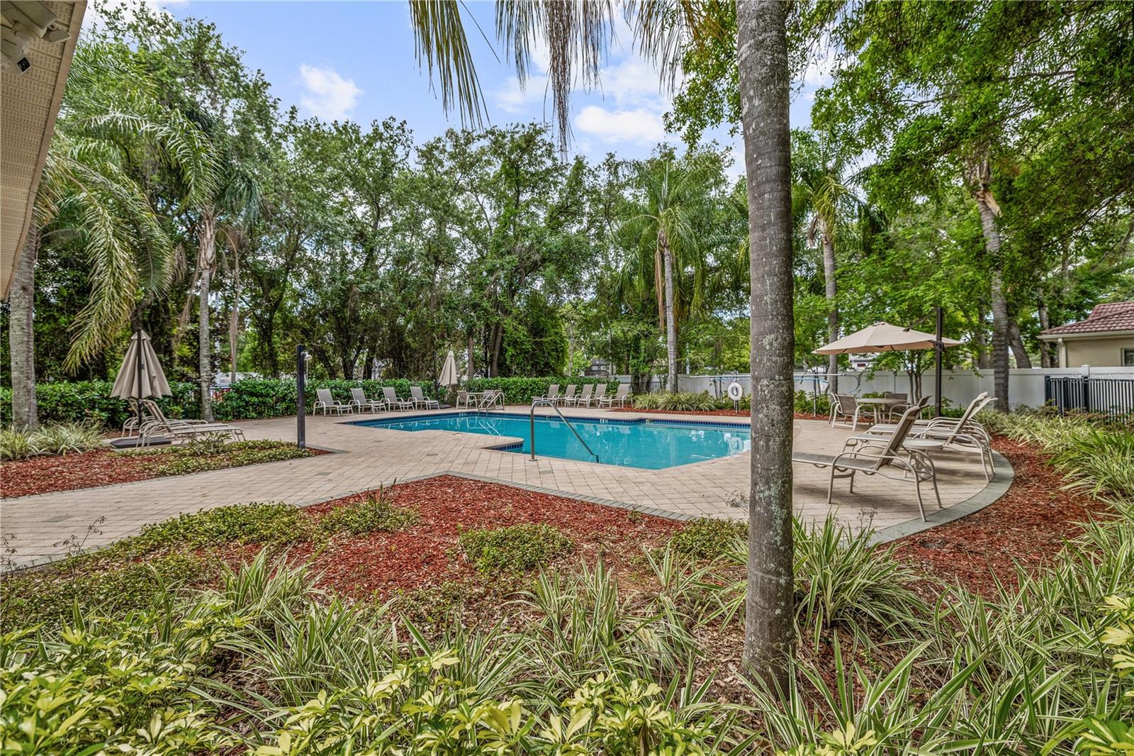 8520 SANDY BEACH ST, TAMPA, FL, 33634