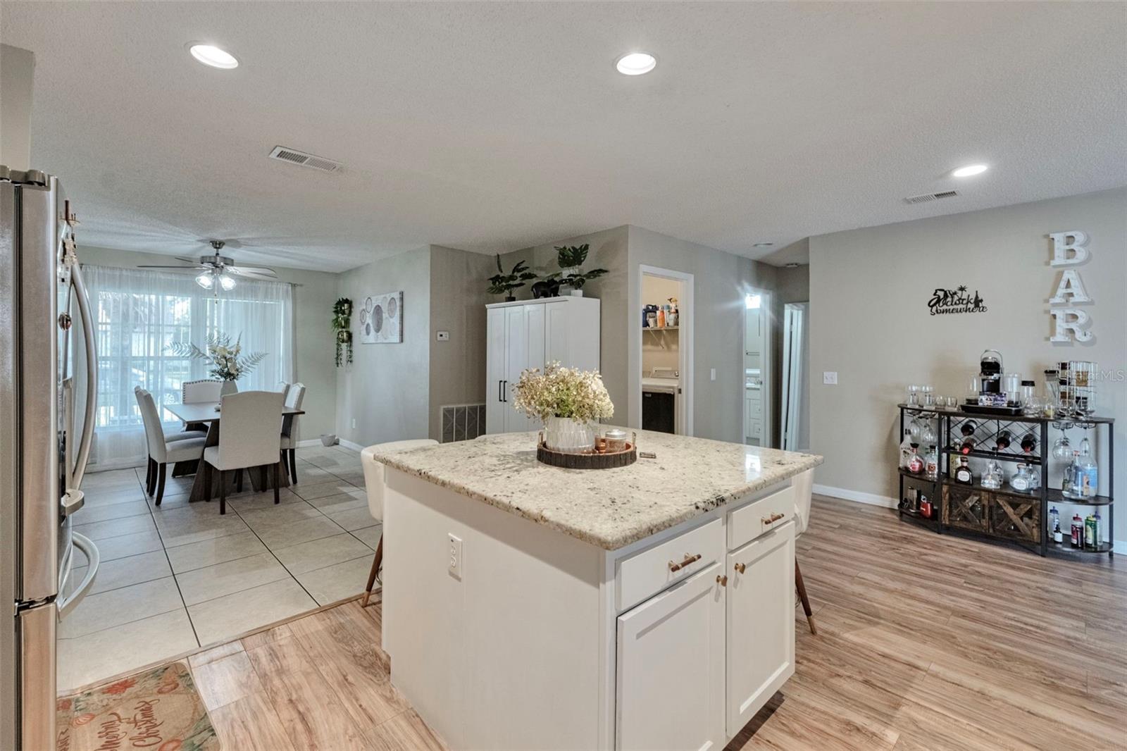 9724 CYPRESS POND AVE, TAMPA, FL, 33647