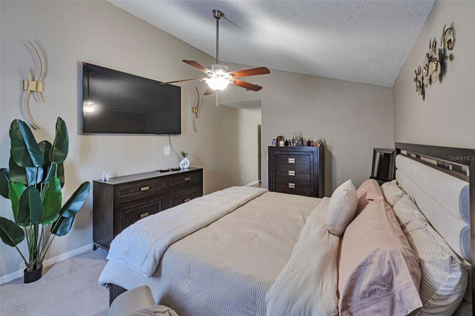 9724 CYPRESS POND AVE, TAMPA, FL, 33647