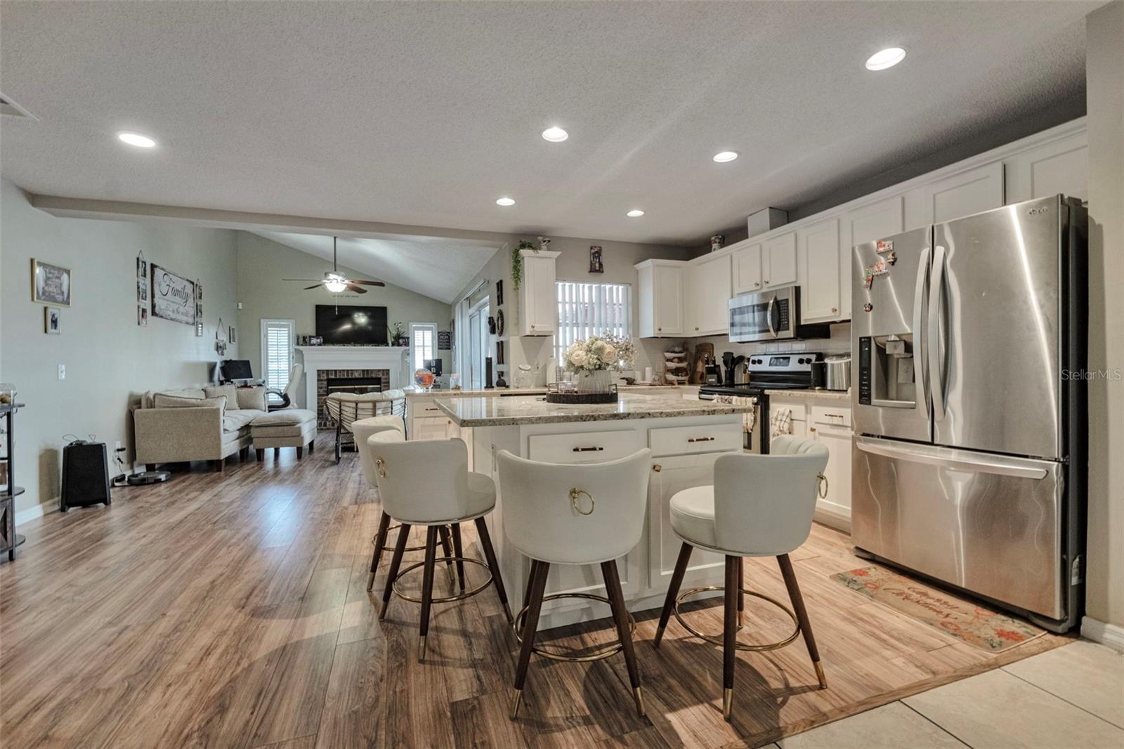 9724 CYPRESS POND AVE, TAMPA, FL, 33647