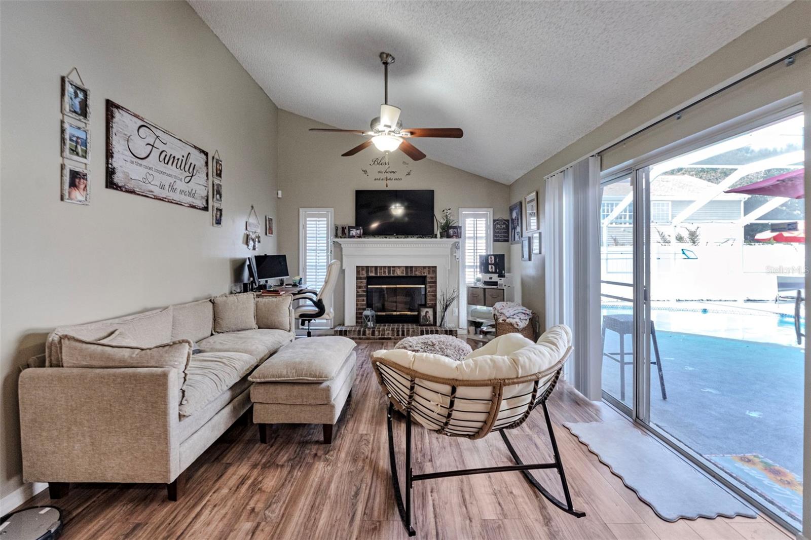 9724 CYPRESS POND AVE, TAMPA, FL, 33647