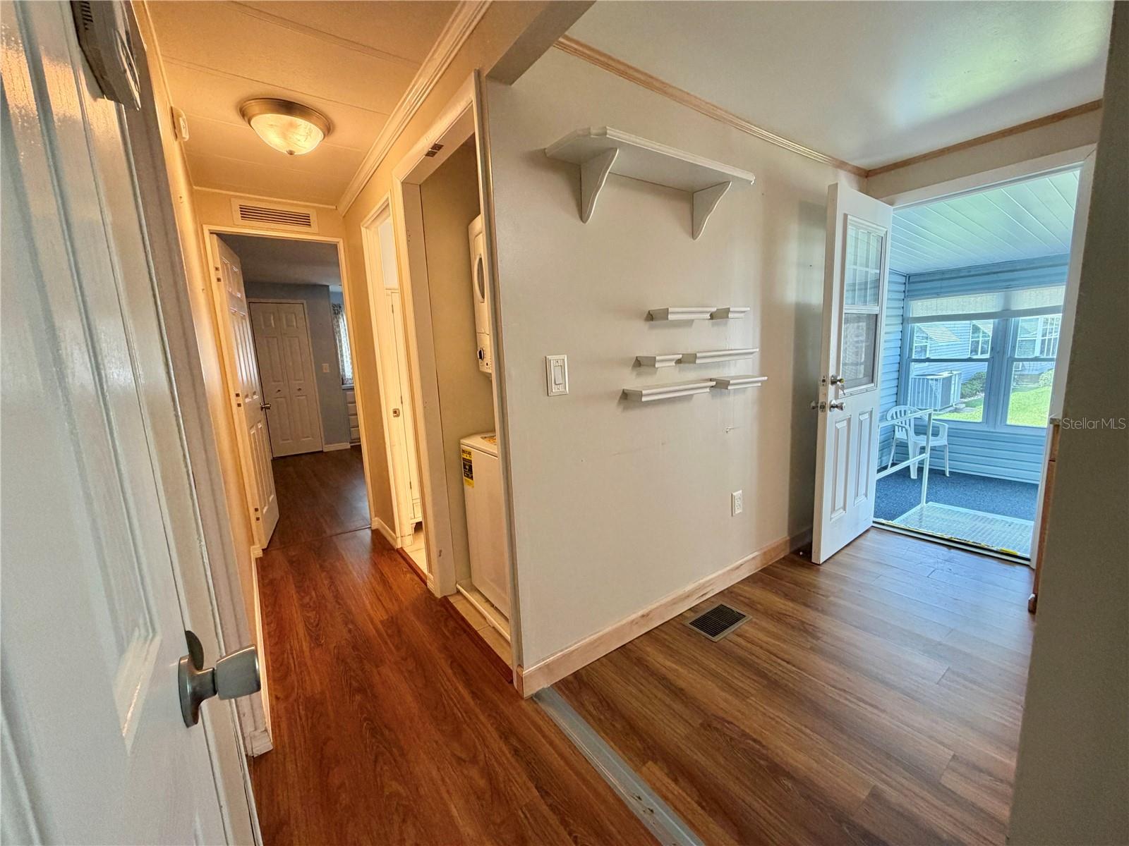 145 ROYAL PALM DR, LEESBURG, FL, 34748