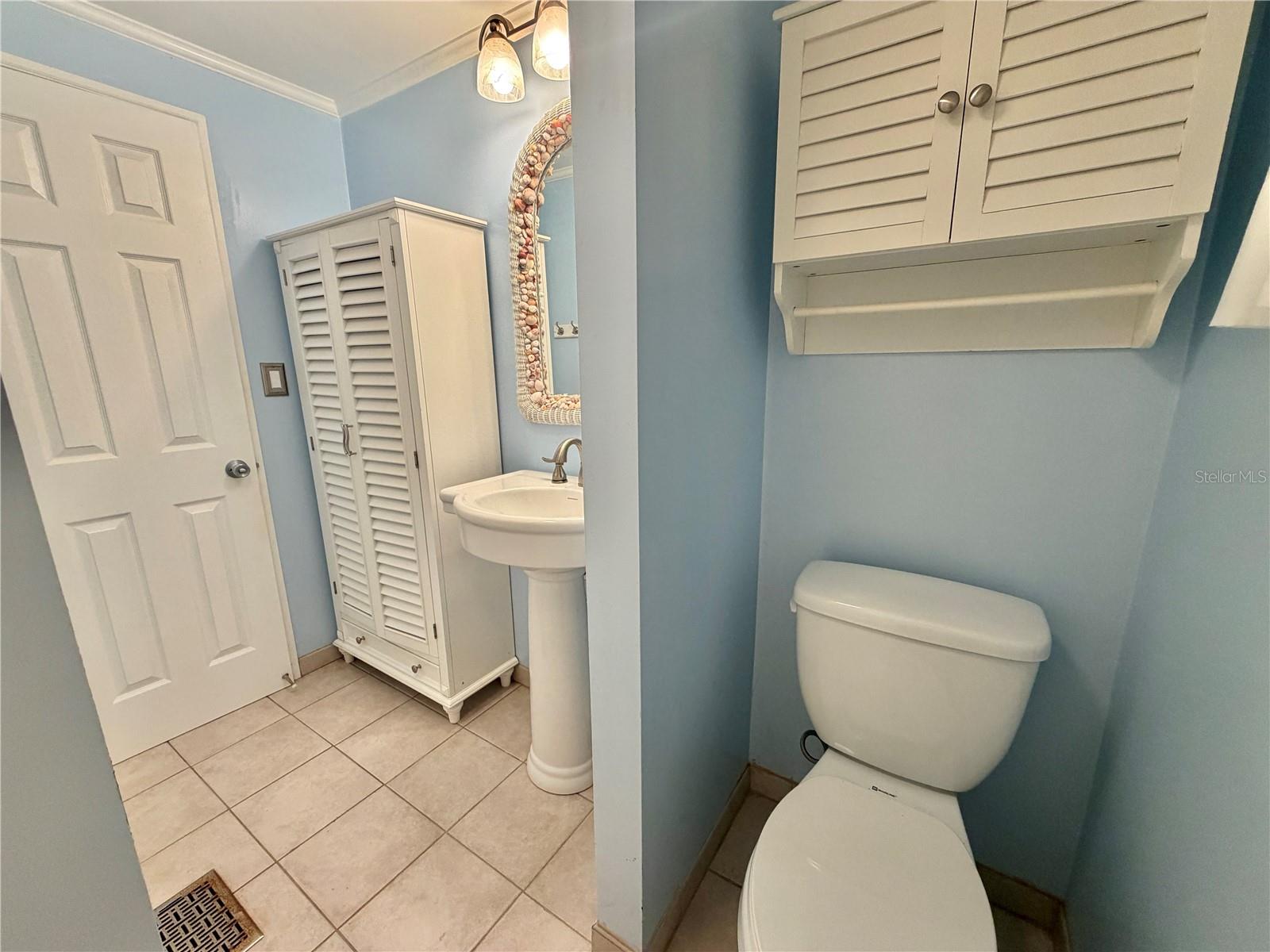 145 ROYAL PALM DR, LEESBURG, FL, 34748