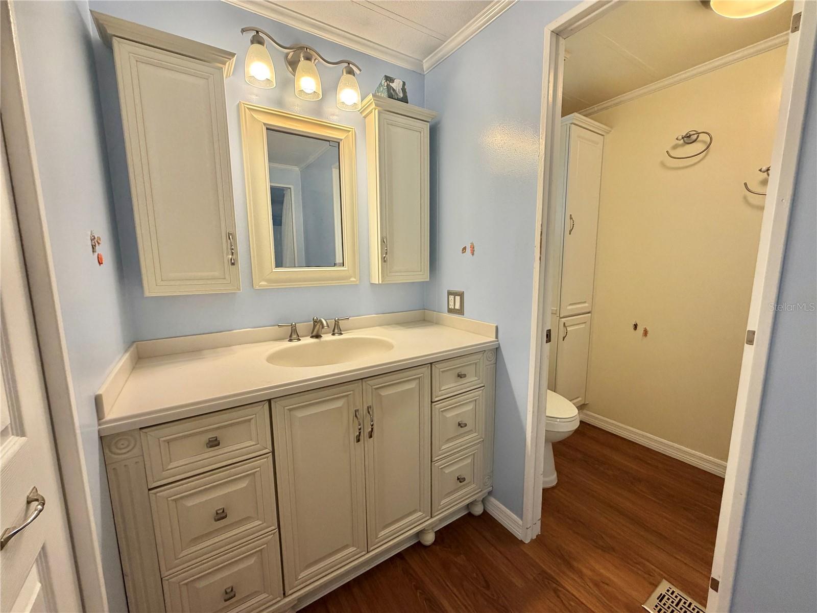 145 ROYAL PALM DR, LEESBURG, FL, 34748