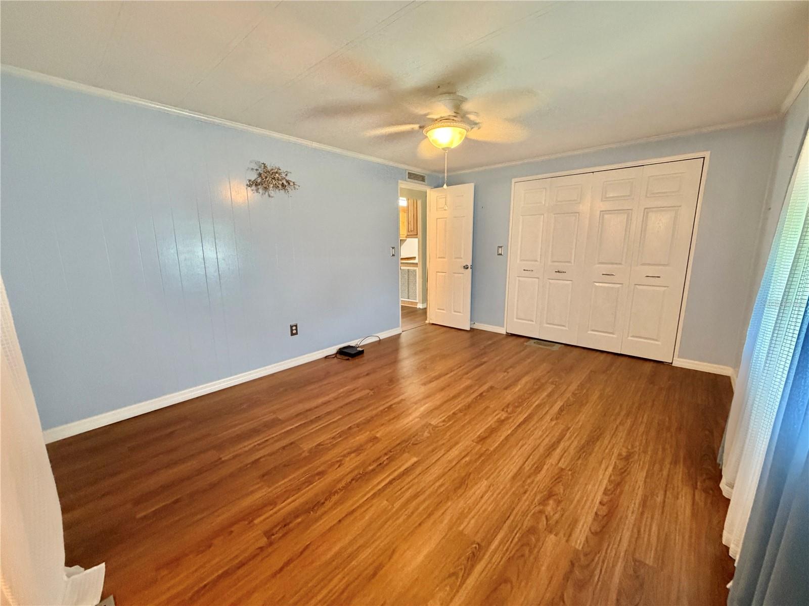 145 ROYAL PALM DR, LEESBURG, FL, 34748