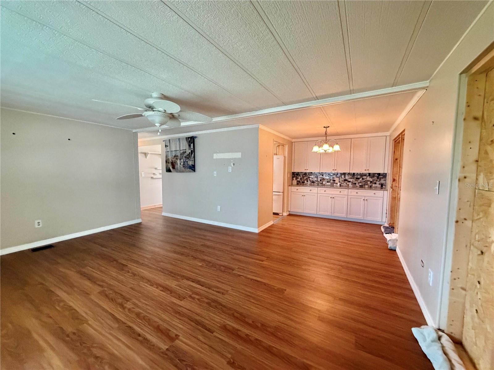 145 ROYAL PALM DR, LEESBURG, FL, 34748