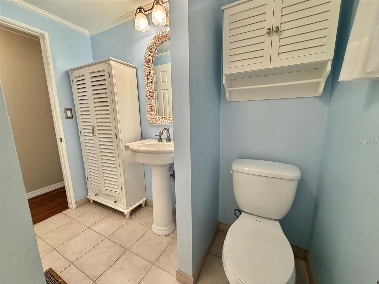 145 ROYAL PALM DR, LEESBURG, FL, 34748